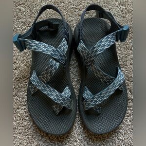 women’s blue chacos